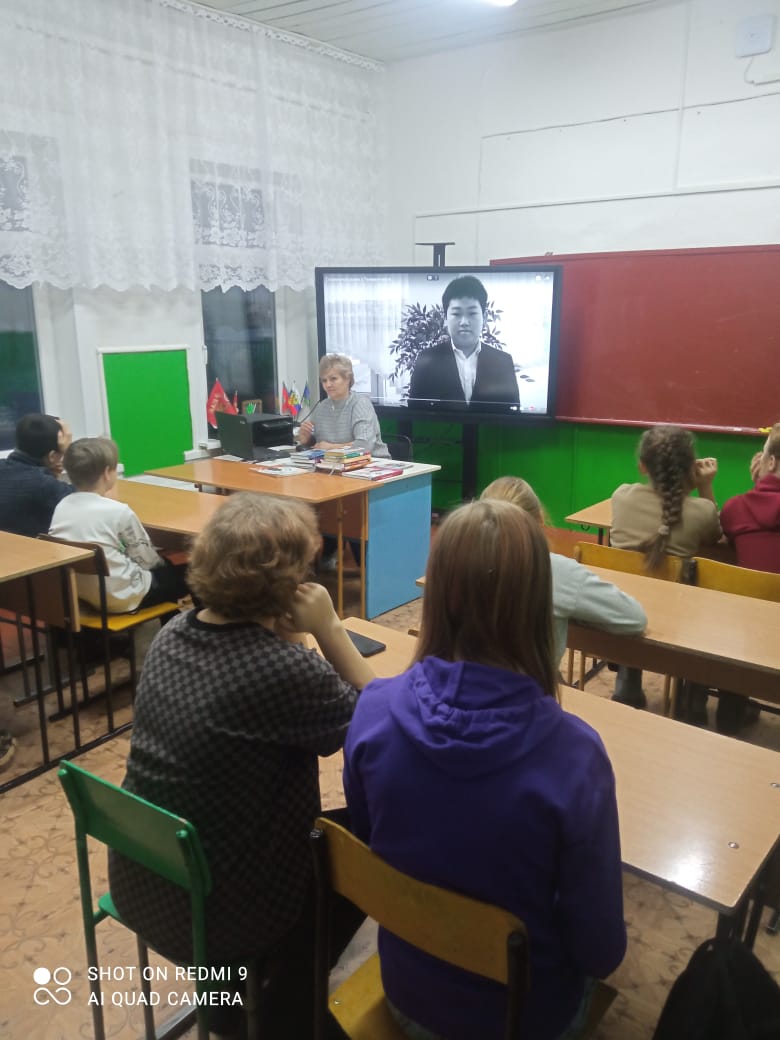 22 января в Покровской ООШ со старшеклассниками проводили беседу о толерантности.